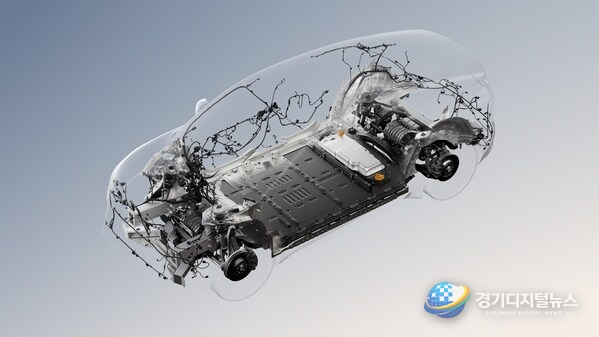 Lucid shared details of its upcoming Midsize platform at Lucid Investor Day 2026.